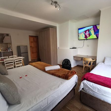 50 Galena Affordable Luxury Aparthotel Roodepoort Exterior photo